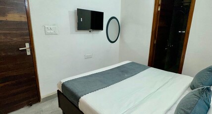 Hotel Basant Room Type - Deluxe Room