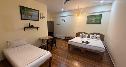 Vanah Stays Room Type - Deluxe Non Ac 