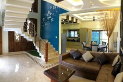 Cascade Villa Spacious 5BHK Luxury Villa