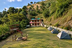 Snow Drop Homestay | Rooms & Caretaker