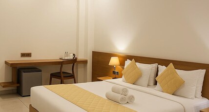 Hotel Devalokam Room Type - Suite Room with City View