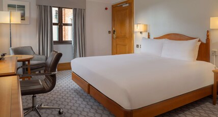 Hilton Puckrup Hall Tewkesbury Room Type - DOUBLE HILTON GUEST ROOMS