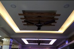 Sood Hotel & Restaurant
