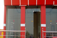 Krishan Gopal Hotel and family restaurant