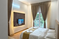 Sunshine Villa