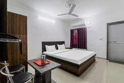 Collection O Koyla Nagar Industrial Estate Formerly Utsav Resort