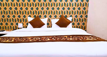 Vijay Deluxe Room Type - Deluxe Room