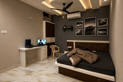 Photos of Hotel pujari palace