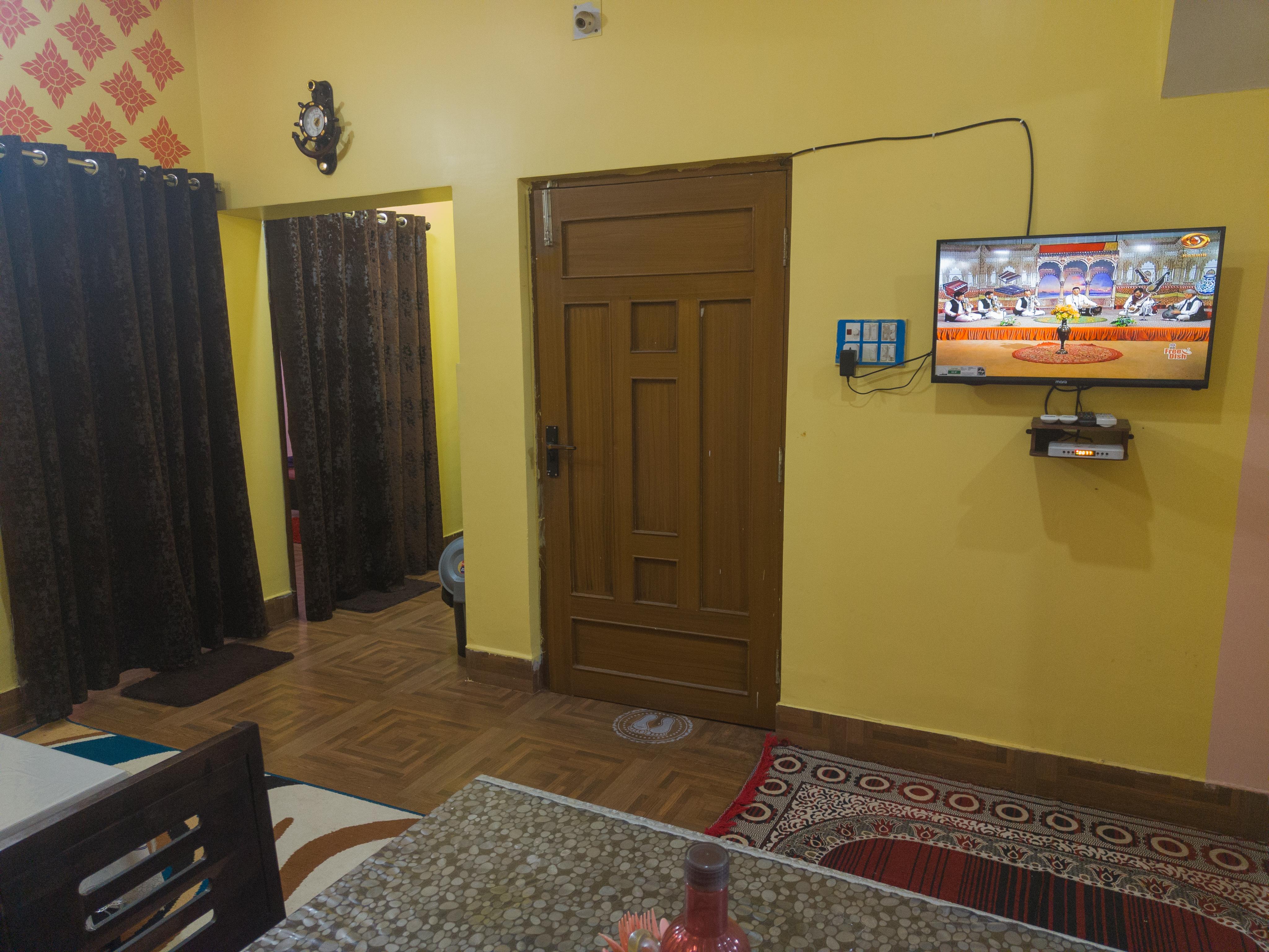 BHAKTI SUITE HOMESTAY - Tap to explore photos