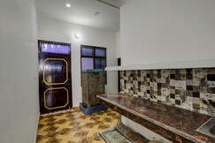 SPOT ON Golden Imperial