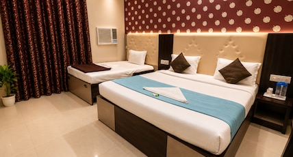 Hotel Park Lagoon Room Type - Family Triple Bedroom with 1 King, 1 Single Bed Hotel Park Lagoon Room Type - Family Triple Bedroom with 1 King, 1 Single Bed