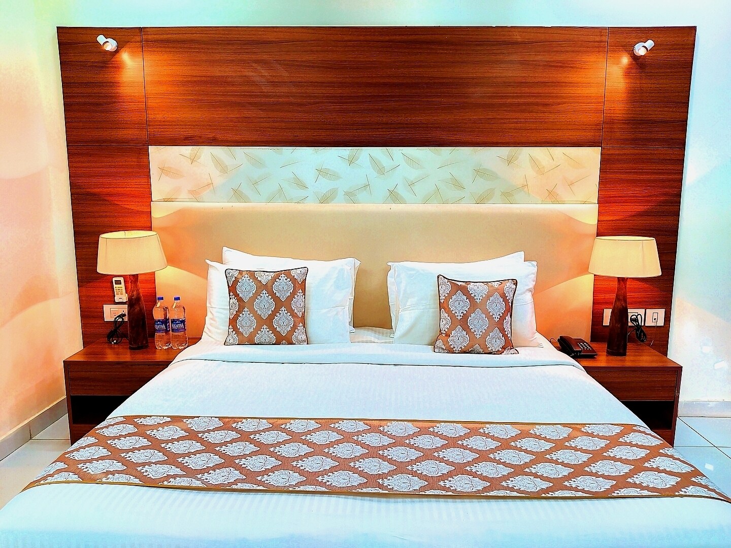 When In Gurgaon - Service Apartments | Opp. Artemis Hospital - Tap to explore photos