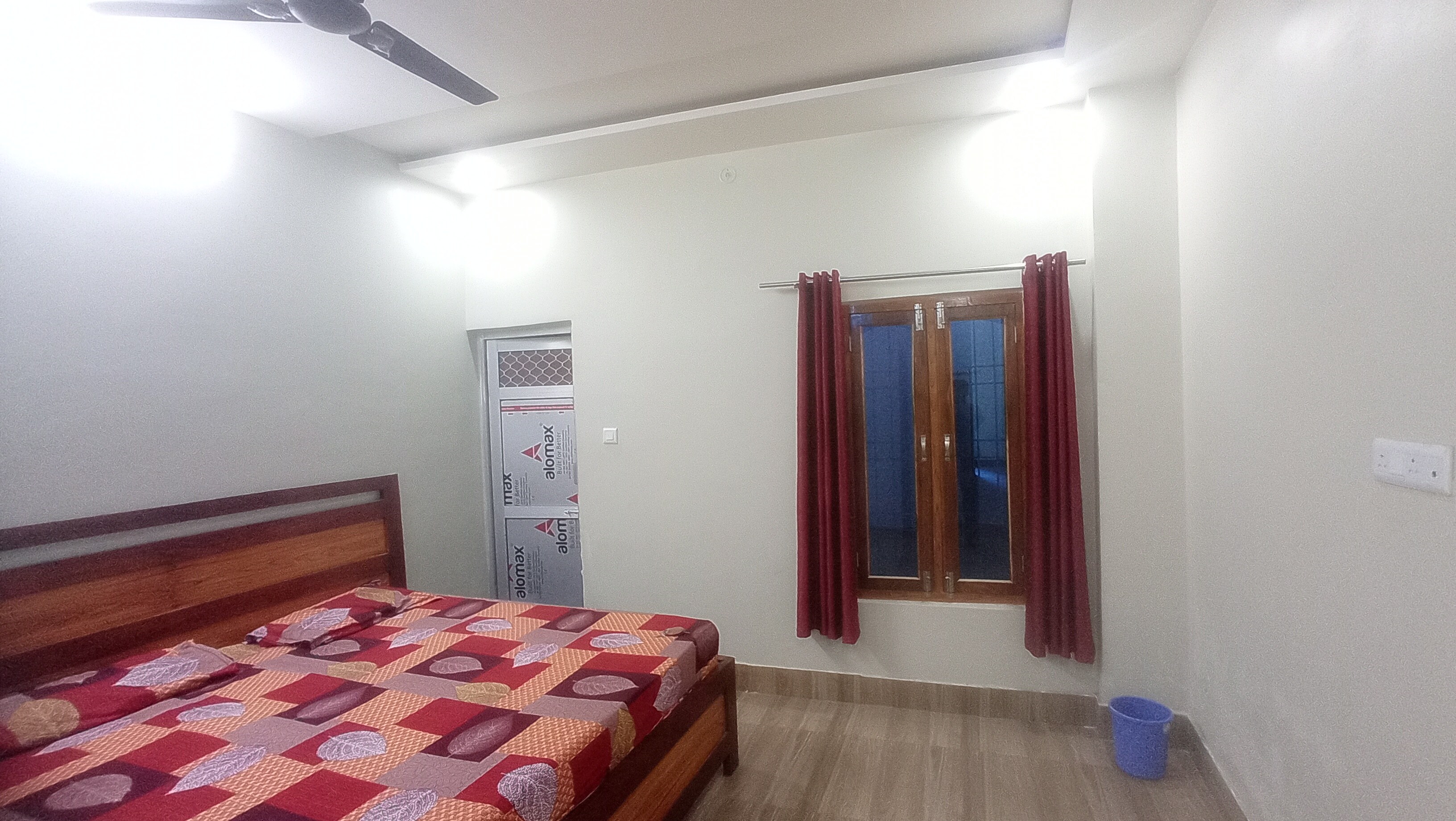 Hotel Shree Shyam - Tap to explore photos