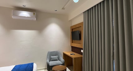 Hotel Premji,Near Railway Station Dwarka Room Type - Family Room