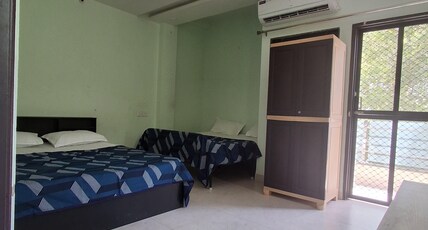 Veeral villa luxurious home stay Ujjain Room Type - Tripal bed room