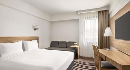 Novotel Cairo Airport Room Type - Superior Room, 1 Double Bed