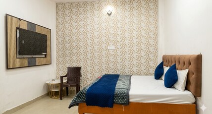 The Ghat Side home stay Room Type - Family Suite Non AC