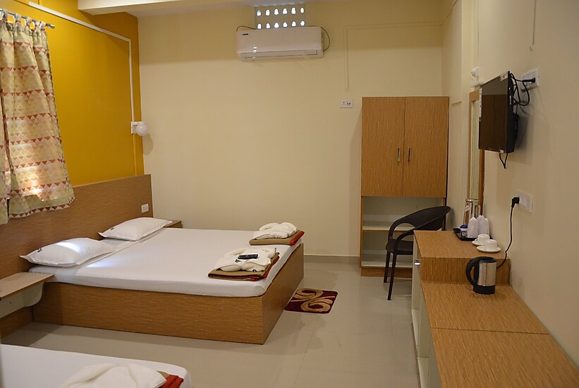 MS Homestay Bed and Breakfast - Tap to explore photos