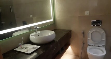BNGV Grandeur Hotel & Banquets Room Type - Premier Suite BNGV Grandeur Hotel & Banquets Room Type - Premier Suite