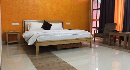 ZORBA HOTEL & RESTAURANT Room Type - Super Deluxe Room