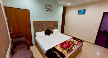 Kashika Inn & Comfort Stays Room Type - Standard Room with Air Conditioning