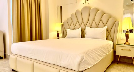 The Arte Hotel Room Type - Superior Queen Room