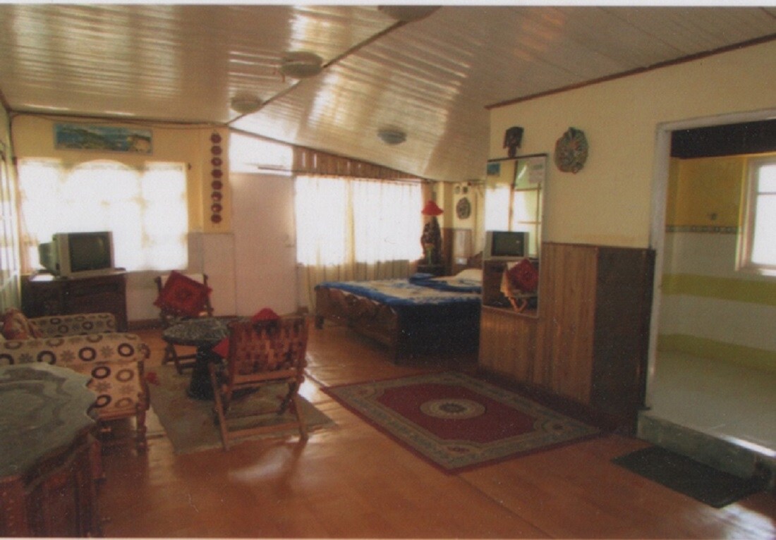 VIRAMMA VILLA DARJEELING - Tap to explore photos