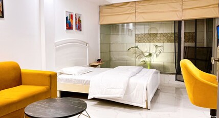 Minimalistic Studio Apartment near Airport Room Type - Minimalistic Studio Apartment near Airport