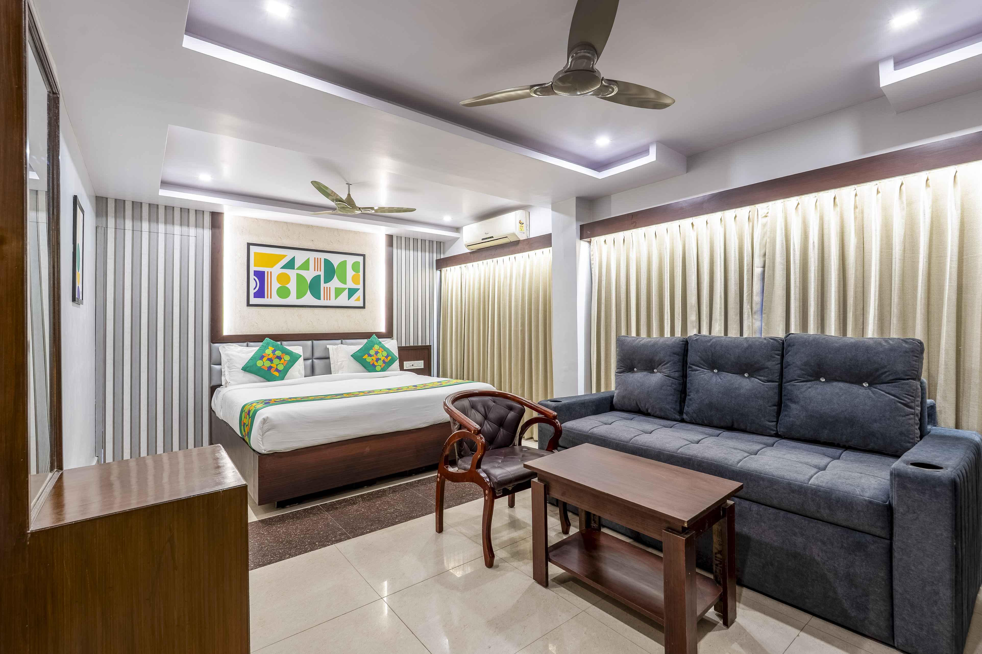 Treebo Marina Grand Vizag - 5 Min Drive From Railway Station & Bus Stand - Tap to explore photos