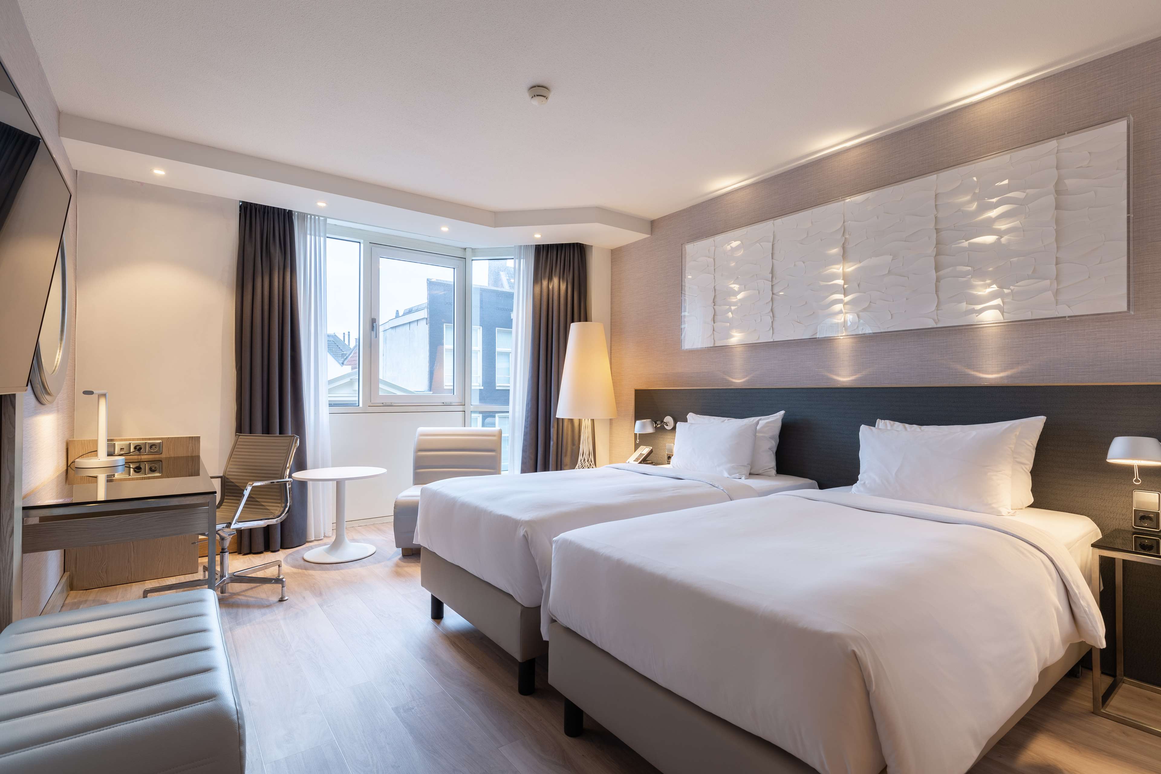 Radisson Blu Hotel, Amsterdam - Tap to explore photos