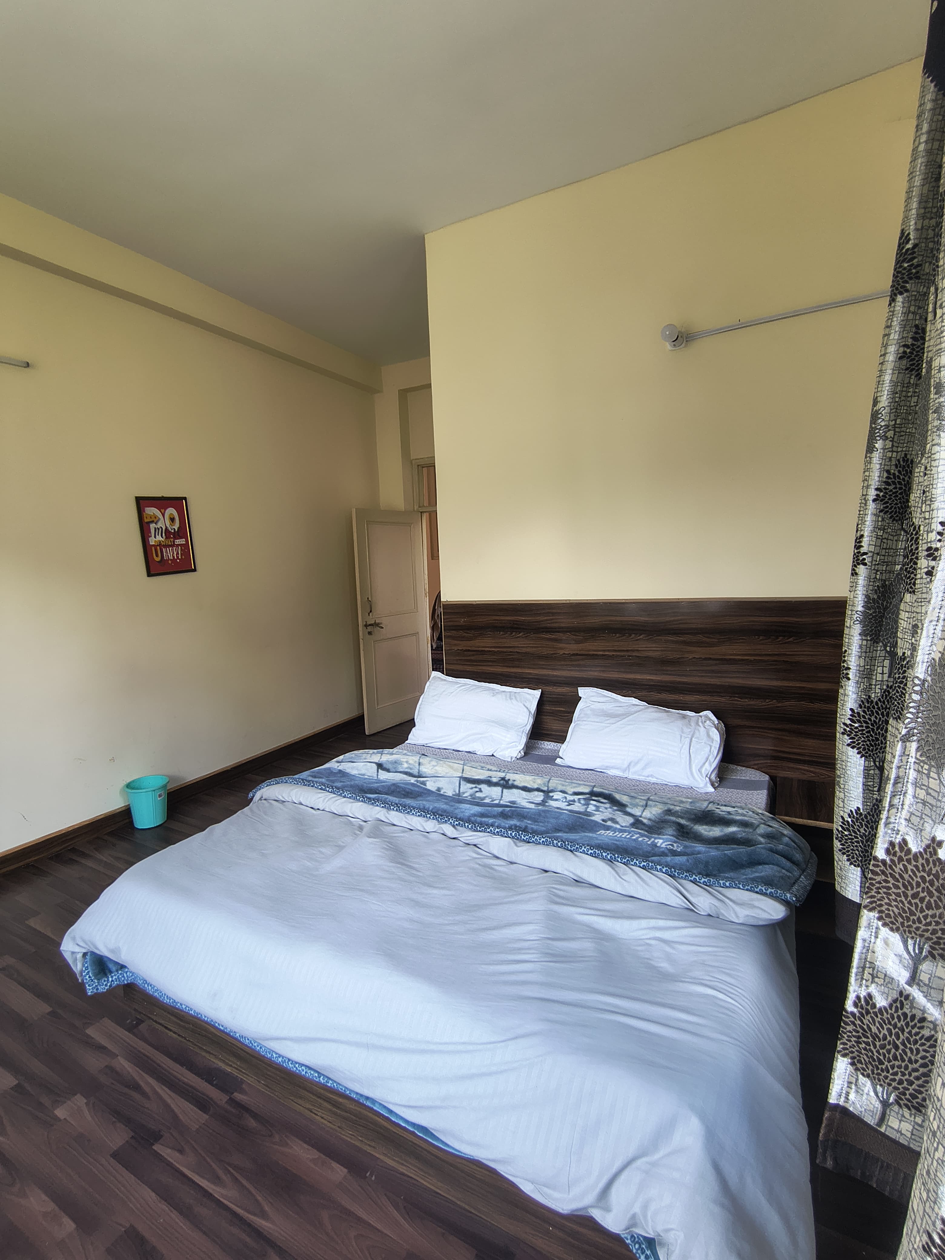 New Himalaya Homestay and Cafe - Tap to explore photos