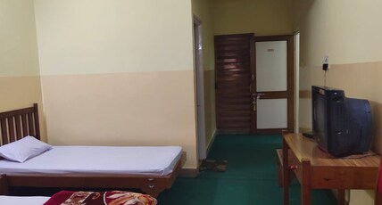 Hotel Sartaj Room Type - Deluxe Ac Room Hotel Sartaj Room Type - Deluxe Ac Room
