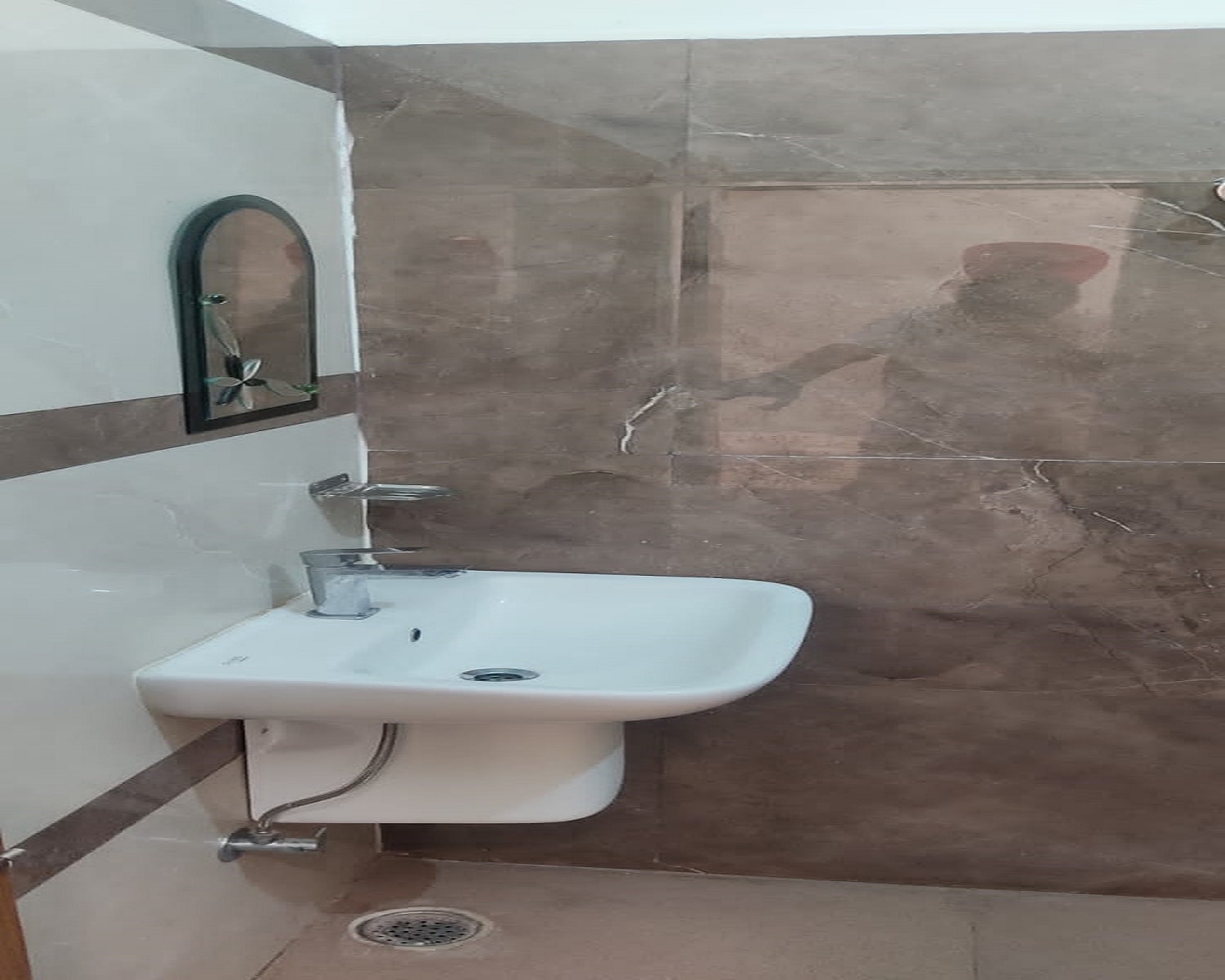 Hotel Midtown, Bathinda - Tap to explore photos