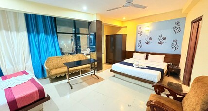Hotel Port View Room Type - Deluxe Double Room