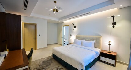 Waterfront Hotel Apartments Doha Room Type - Deluxe King Room