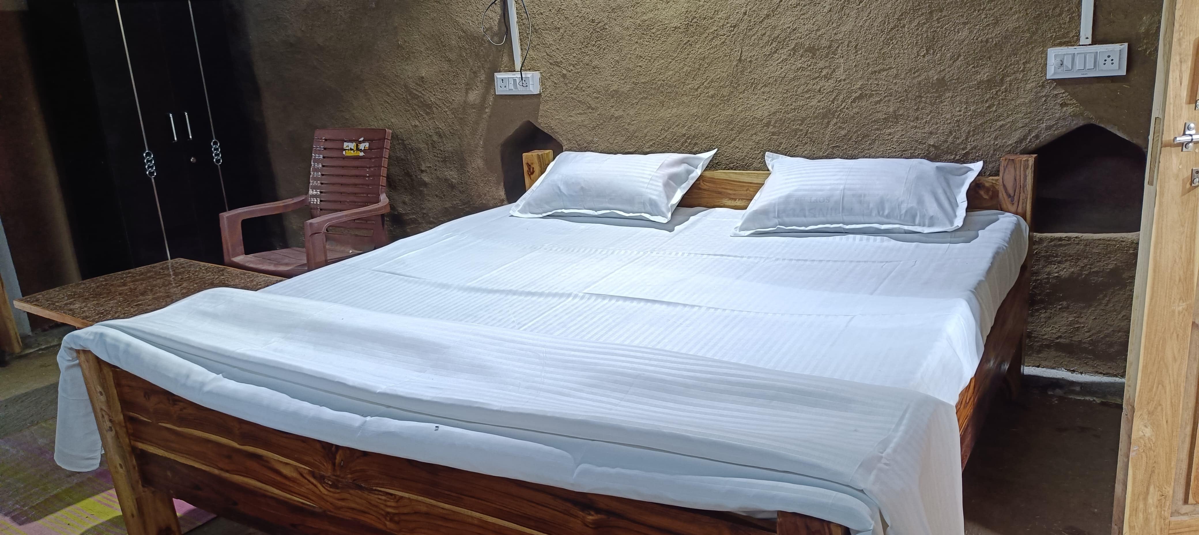 Pooja homestay - Tap to explore photos