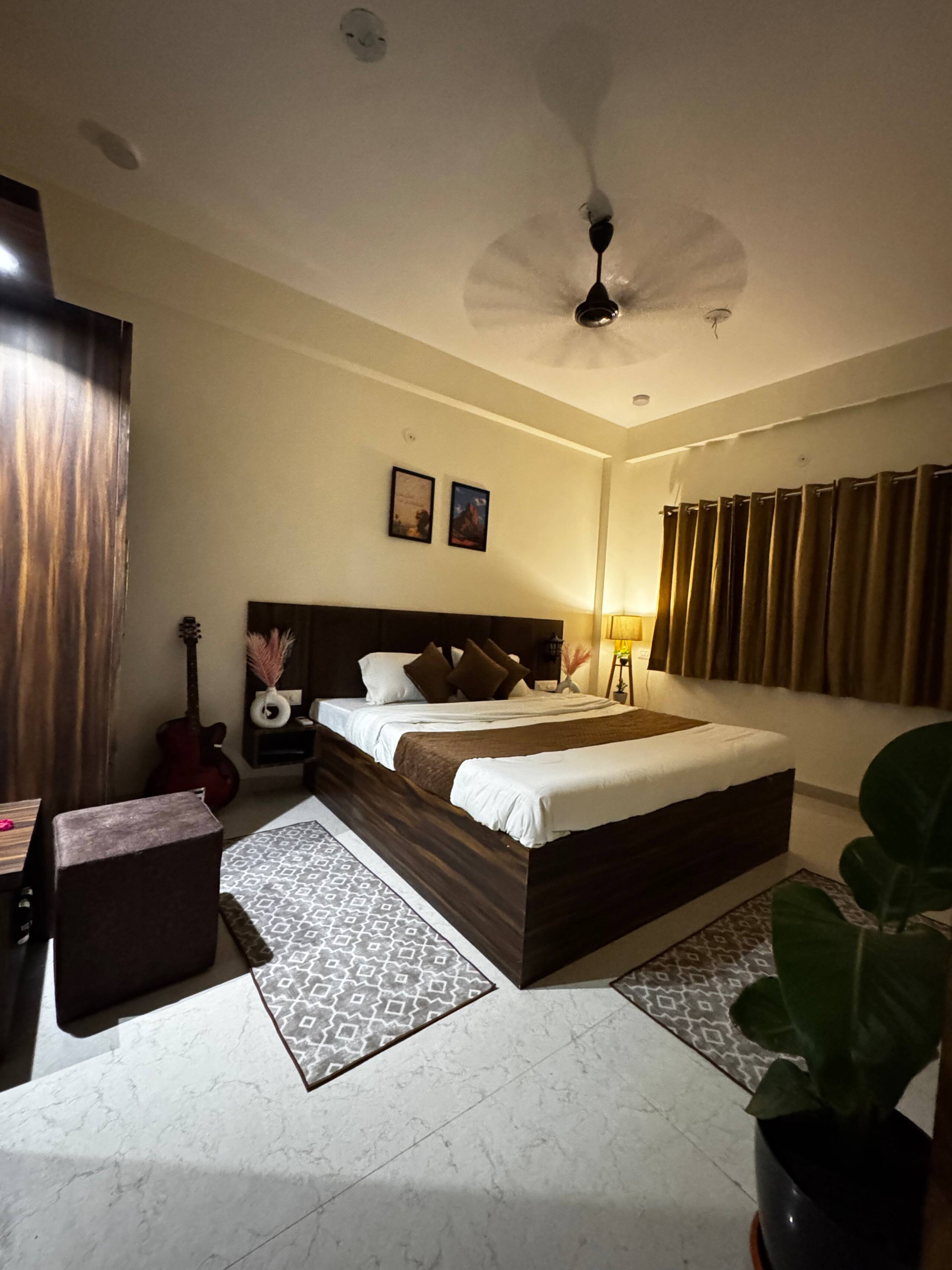 Nivasa Stays Premium 1BHK Cozy Aesthetic - Tap to explore photos