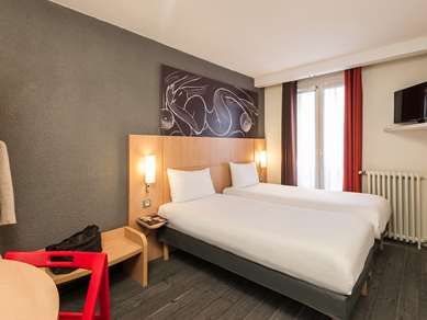 ibis Paris Vaugirard Porte de Versailles - Tap to explore photos