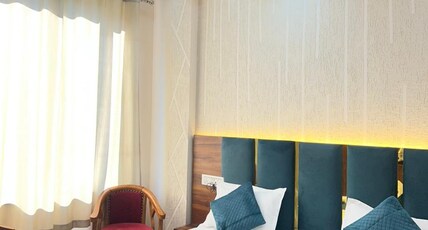 The Vrnda Heritage Room Type - Deluxe Room with Mountain View