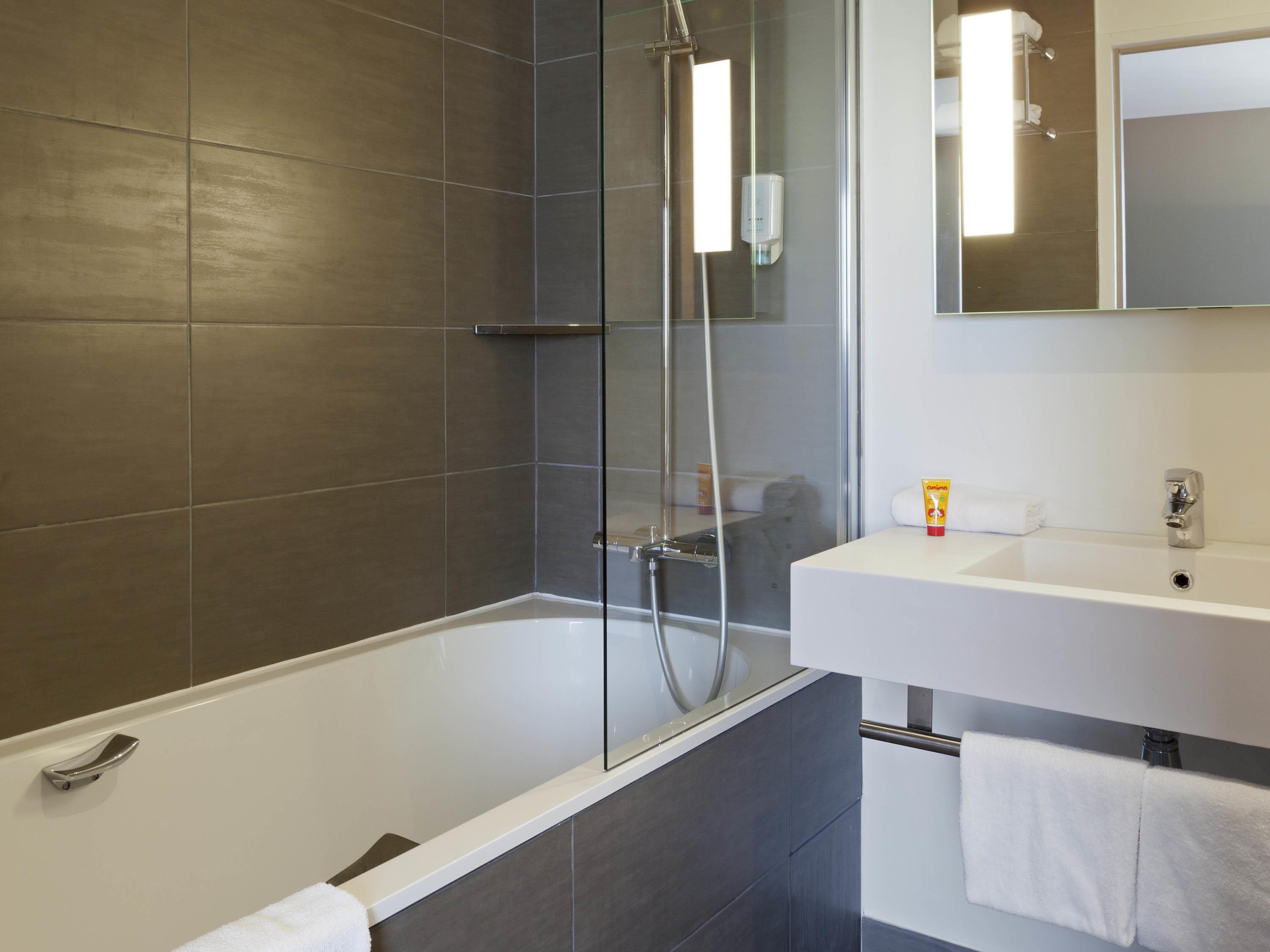 ibis Styles Rennes Saint Gregoire - Tap to explore photos