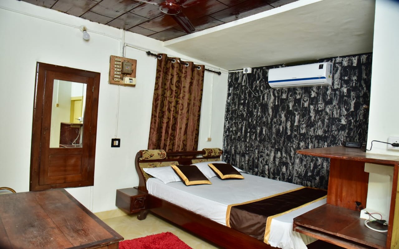 Sanctuary Service Villa - Tap to explore photos
