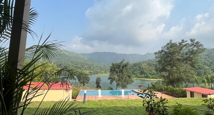 VRISA Mountain Retreat Room Type - Majestic mountain view