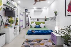 Homlee Heritage 2 Bedroom Bharat Mandapam ITO