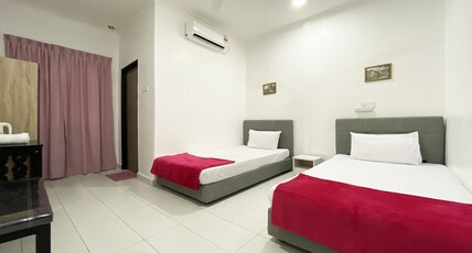Hotel O Dh Residence Room Type - Private Twin Room with Attached Bathroom