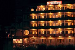 Hotel Yamini