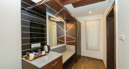 CS Empire Room Type - Premium Room