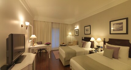 Hotel Royal Orchid Bangalore Room Type - Deluxe Twin Room - Non Smoking