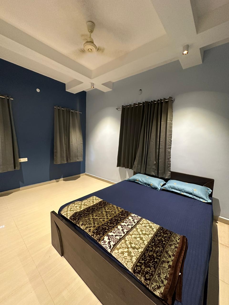 MAXI 3BHK - Tap to explore photos