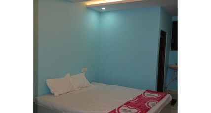 Hotel Ashish Room Type - AC Room