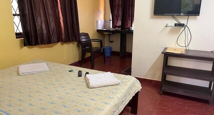 Milan Guest House Room Type - Deluxe Non Ac